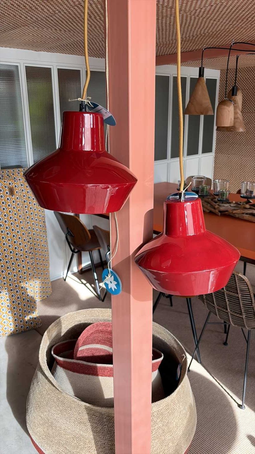 CANDEEIRO DE TETO ENAMEL VERMELHO 22/19