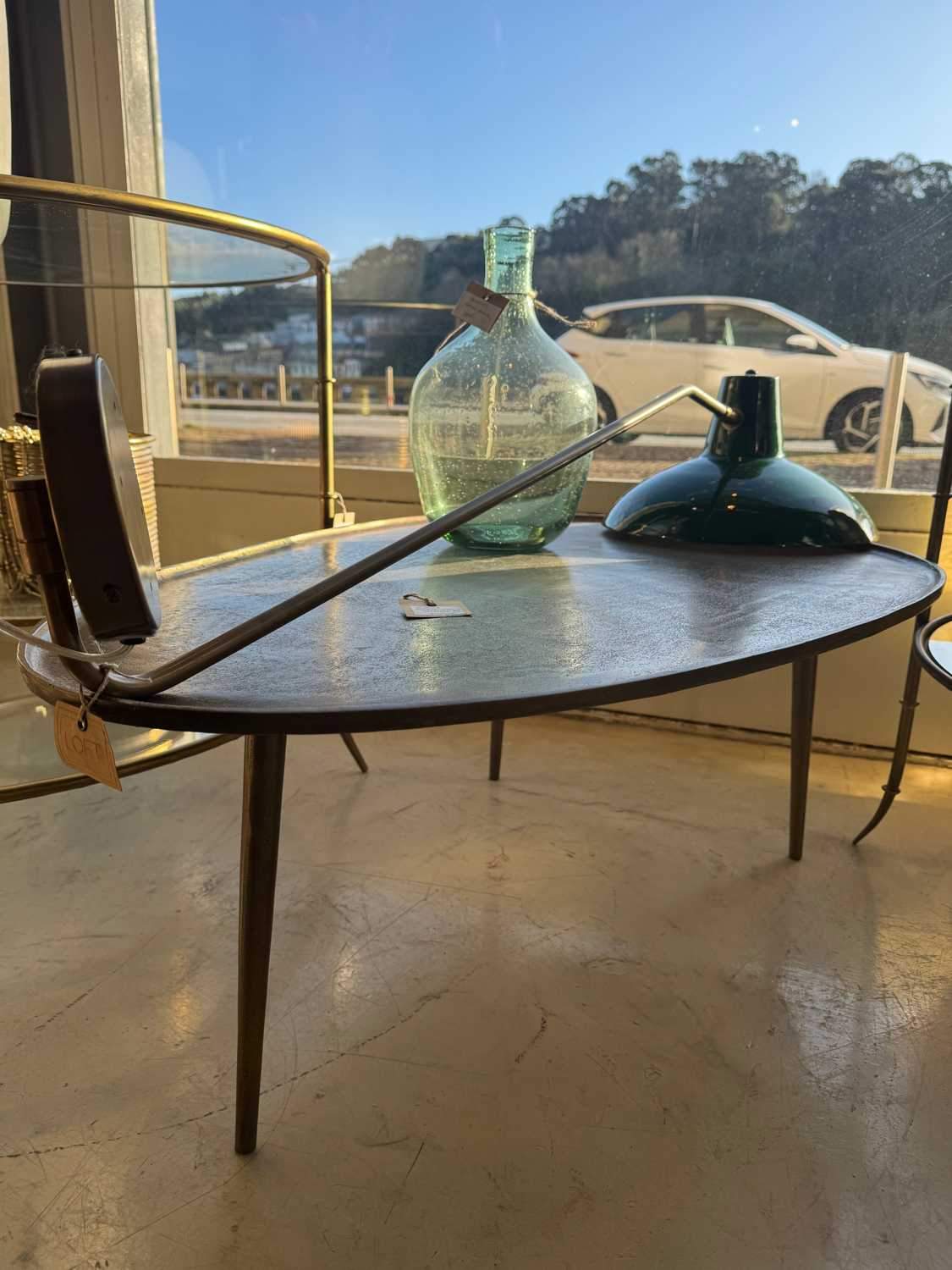 MESA METAL TRIANGULAR