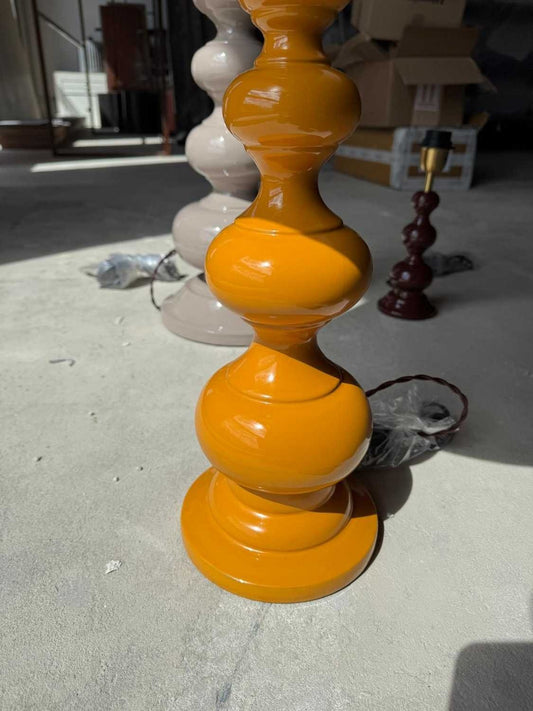 CANDEEIRO DE MESA 60CM AMARELO