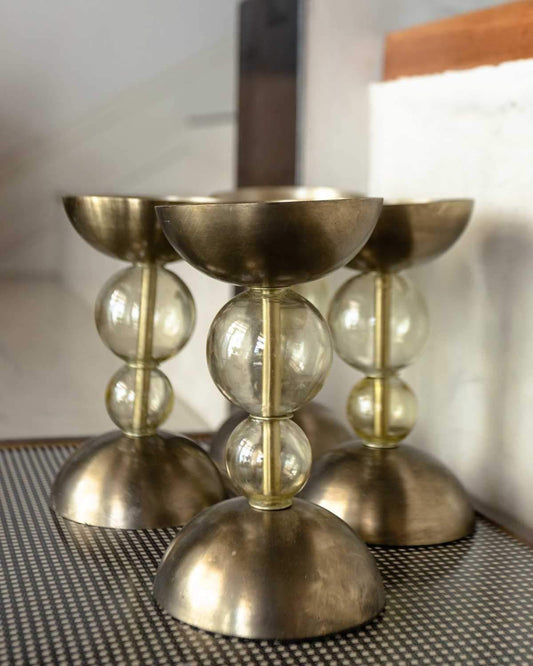 CASTIÇAL BOLAS VIDRO