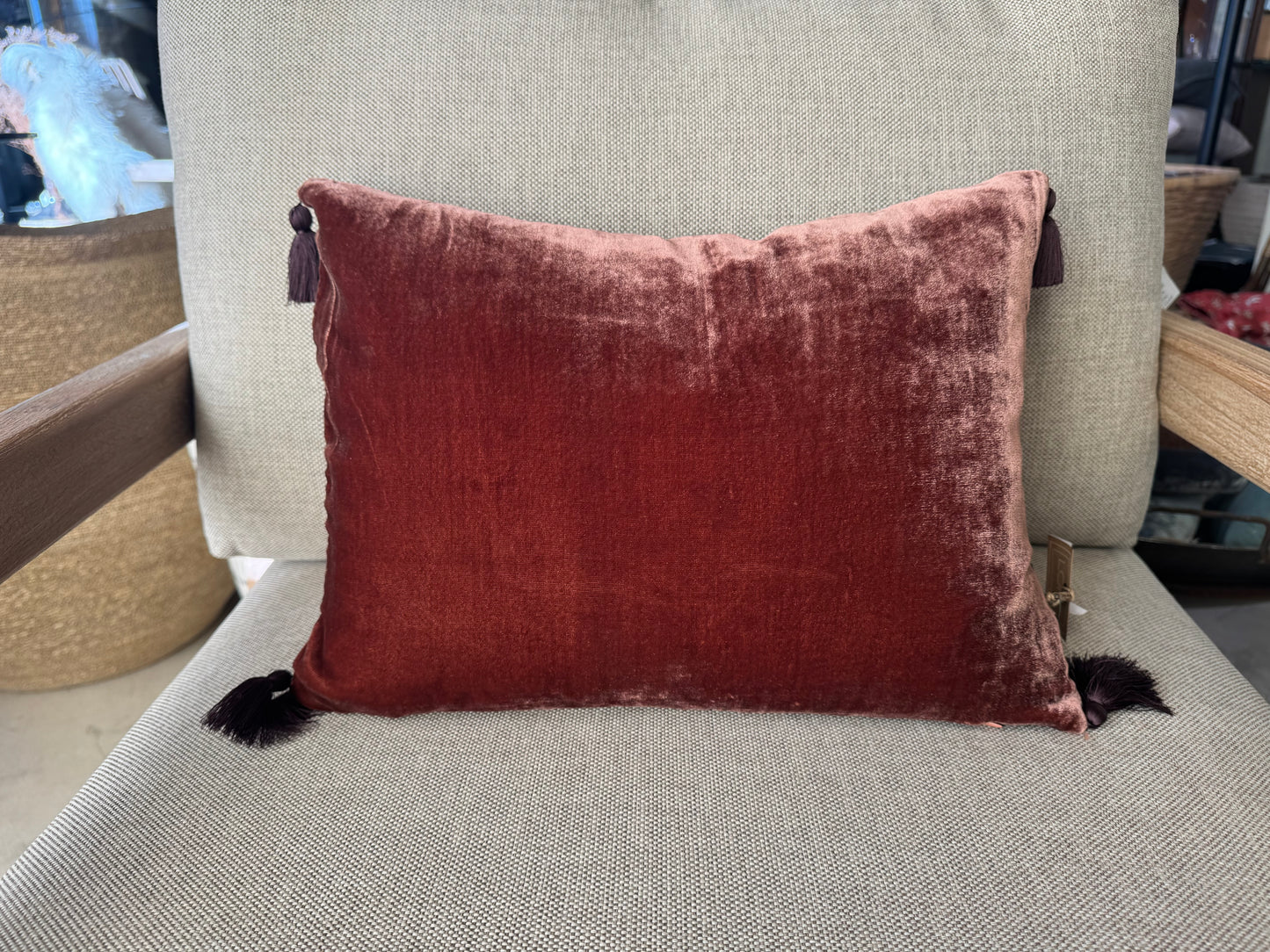 GOA POMPON VELVET PILLOW 30/40