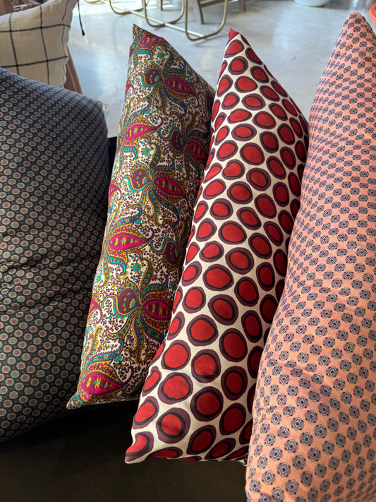 PRINTED CUSHION 35x65